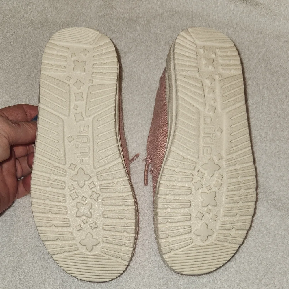 NEW Hey Dude Girl's Pink Casual Shoes